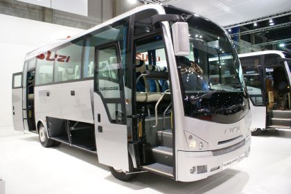 BUSWORLD 2011: Turecký výrobce spolupracující s japonským motorářem ISUZU