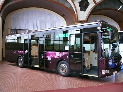 CZECHBUS: Záběry autobusů Irisbus Iveco, Solaris, MAN, Neoplan, Scania, Volvo,
