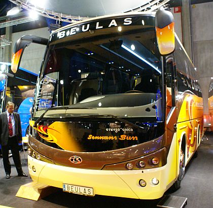 BUSWORLD 2011: Španělské klasické autokary I.: Irizar a Beulas