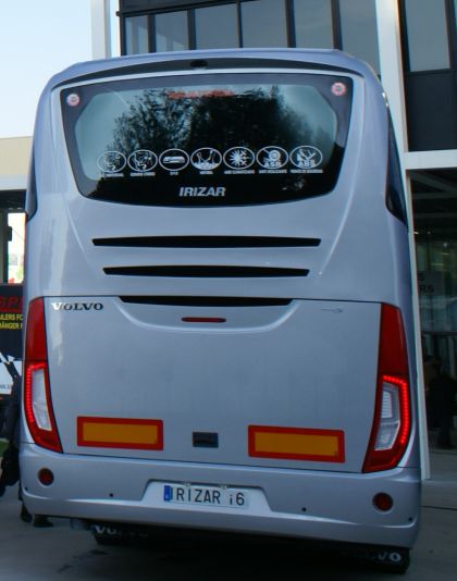 BUSWORLD 2011: Španělské klasické autokary I.: Irizar a Beulas