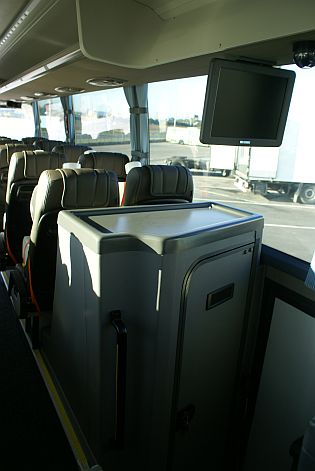Scania Touring HD se na testovacím evropském turné při zastávce v Praze