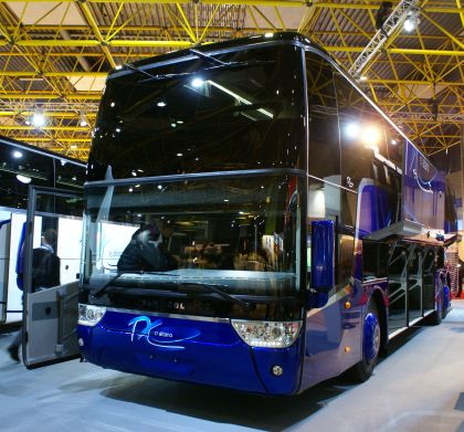 BUSWORLD 2011: Autokary Van Hool nové řady TX