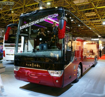 BUSWORLD 2011: Autokary Van Hool nové řady TX