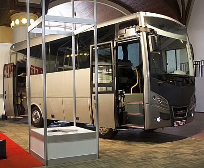 Ohlédnutí: TURANCAR CZ představil na Czechbus malokapacitní autobusy ISUZU: