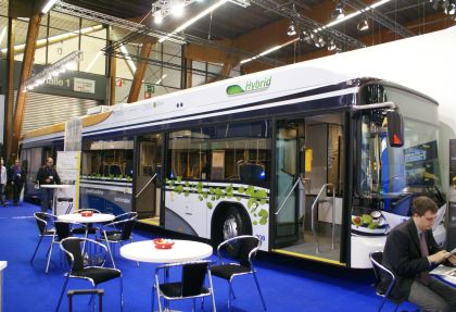 BUSWORLD 2011: Švýcarský Hess vyrábí klasické autobusy, vleky, hybridy