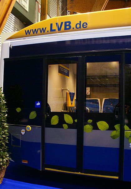 BUSWORLD 2011: Švýcarský Hess vyrábí klasické autobusy, vleky, hybridy