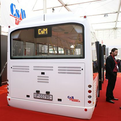 BUSWORLD 2011: Něco z nedaleka - Rakouský Kutsenits, maďarský Csaba Metál