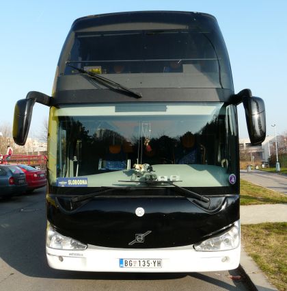 Zajímavá nástavba ***** autokaru - doubledeckeru ATOMIC IX na podvozku Volvo