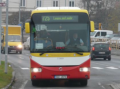 Pohlednice z autobusového nádraží v Lounech