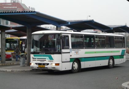 Pohlednice z autobusového nádraží v Lounech