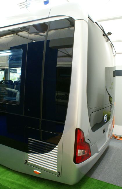 BUSWORLD 2011: Čínští karosáři se trpělivě snaží proniknout na evropský trh