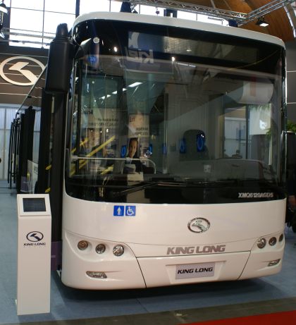 BUSWORLD 2011: Čínští karosáři se trpělivě snaží proniknout na evropský trh