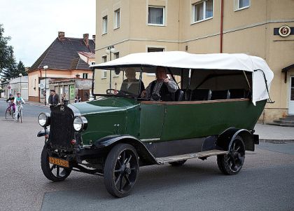 11. Zlatý bažant obrazem počtvrté: Praga R z roku 1919 