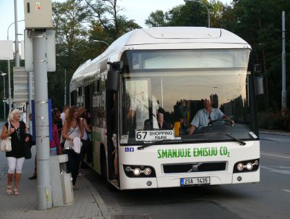 Volvo 7700 Hybrid s cestujícími v testovacím pravidelném provozu v Brně