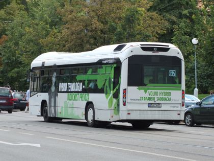 Volvo 7700 Hybrid s cestujícími v testovacím pravidelném provozu v Brně