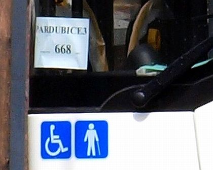 Pardubické trolejbusy 26 Tr a a 28 Tr v ulicích Plzně