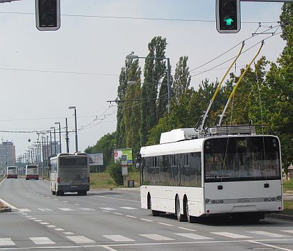 Pardubické trolejbusy 26 Tr a a 28 Tr v ulicích Plzně