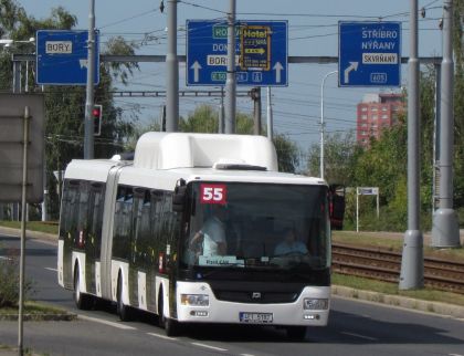 ČSAD autobusy Plzeň testuje  kloubový autobus SOR na CNG na lince 55