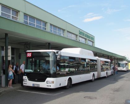 ČSAD autobusy Plzeň testuje  kloubový autobus SOR na CNG na lince 55