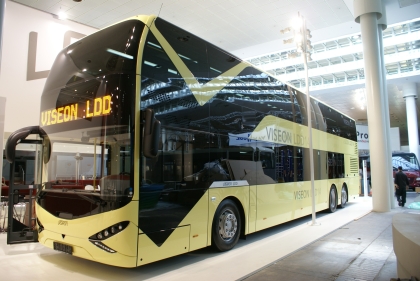 Z veletrhu IAA Hannover 2012 II: Leporelo 45 záběrů