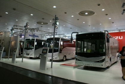 Z veletrhu IAA Hannover 2012 II: Leporelo 45 záběrů