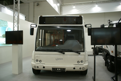 Z veletrhu IAA Hannover 2012 II: Leporelo 45 záběrů