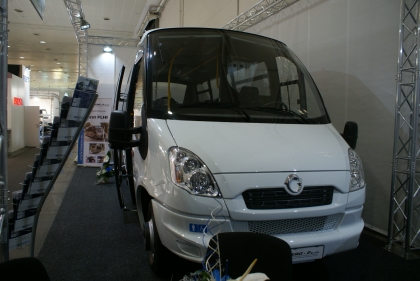 Z veletrhu IAA Hannover 2012 II: Leporelo 45 záběrů