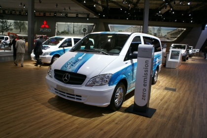 Z veletrhu IAA Hannover 2012 II: Leporelo 45 záběrů