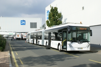 Z veletrhu IAA  Hannover 2012 II: Leporelo 45 záběrů