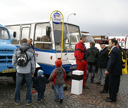 Ze Dne otevřených dveří Probo Bus a PT Real v Králově  Dvoře I.