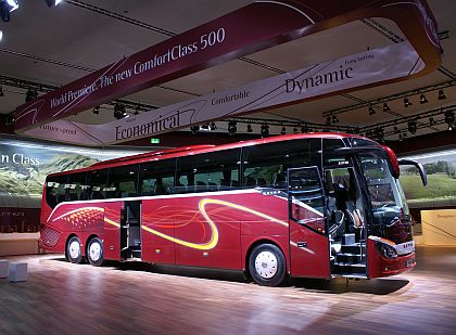 IAA Hannover IV. : Setra v rámci rozsáhlé expozice Daimler