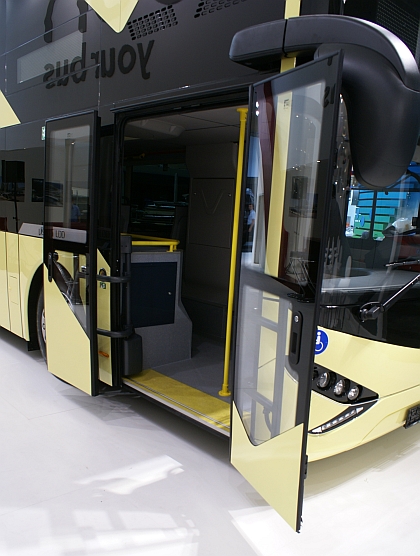 IAA Hannover XI.: Viseon - autokar C 10 a linkový doubledecker LDD 14