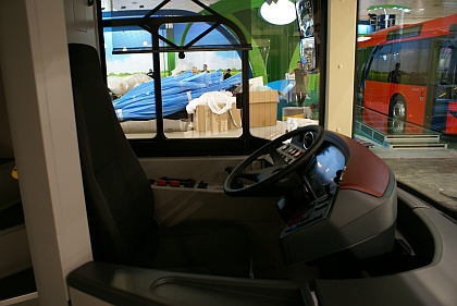 IAA Hannover XI.: Viseon - autokar C 10 a linkový doubledecker LDD 14