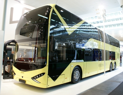 IAA Hannover XI.: Viseon - autokar  C 10 a linkový doubledecker LDD 14