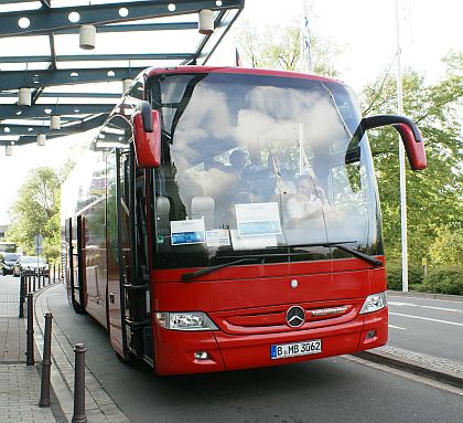 IAA Hannover XII. - poločas: Mercedes-Benz, Setra a fotbal