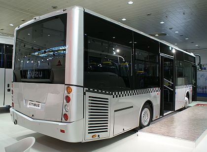 IAA Hannover XIII.a pozvánka na Czechbus:  Malokapacitní autobusy Isuzu 