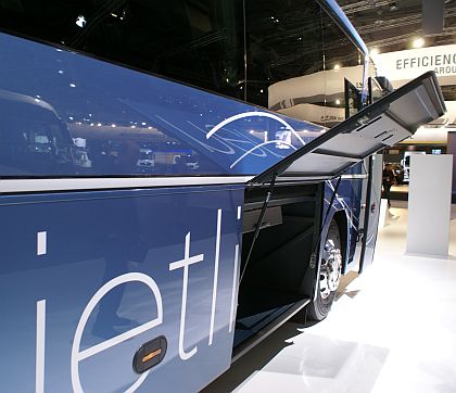 IAA Hannover XV.: Neoplan Jetliner (světová premiéra), Cityliner a Skyliner