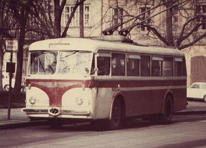 Vzpomínka na pražské trolejbusy. V noci z neděle 15. na pondělí 16. října 1972  