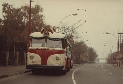 Vzpomínka na pražské trolejbusy. V noci z neděle 15. na pondělí 16. října 1972  