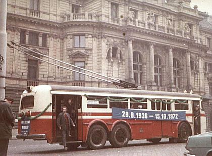 Vzpomínka na pražské trolejbusy. V noci z neděle 15. na pondělí 16. října 1972  