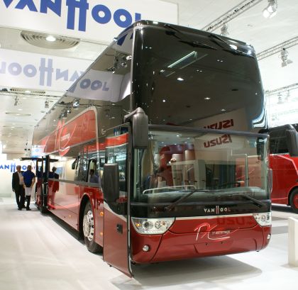 IAA Hannover XIX.: Karosáři z Beneluxu: VDL Bus &amp; Coach a Van Hool