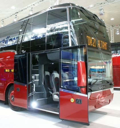 IAA Hannover XIX.: Karosáři z Beneluxu: VDL Bus & Coach a Van Hool
