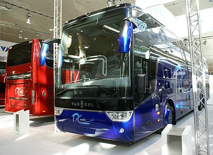 IAA Hannover XIX.: Karosáři z Beneluxu: VDL Bus & Coach a Van Hool
