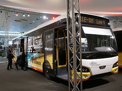 IAA Hannover XIX.: Karosáři z Beneluxu: VDL Bus & Coach a Van Hool