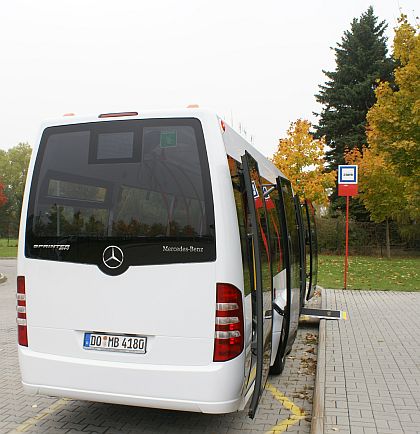 Tříosý Mercedes-Benz Sprinter City 77 na návštěvě v Praze