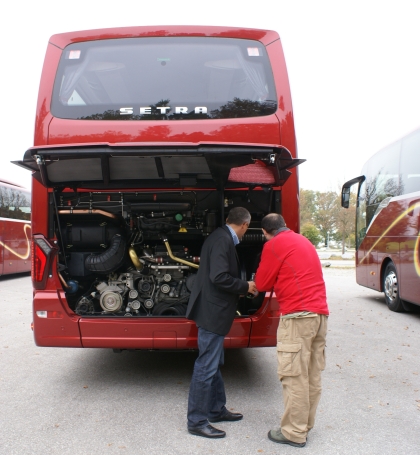 Record Run 2012: Unikátní pětidenní test efektivity motorů Euro 6 Daimler Buses