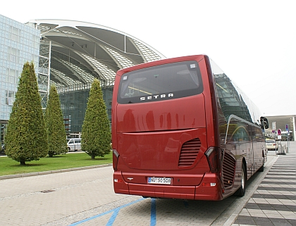 Record Run 2012: Unikátní pětidenní test efektivity motorů Euro 6 Daimler Buses