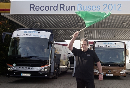 Record Run 2012: Unikátní pětidenní test efektivity motorů Euro 6 Daimler Buses