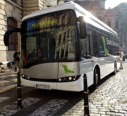 Prezentace elektrobusu Solaris Urbino 8,9 v Praze v předvečer veletrhu Czechbus