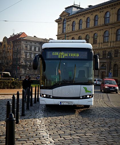 Prezentace elektrobusu Solaris Urbino 8,9 v Praze v předvečer veletrhu Czechbus